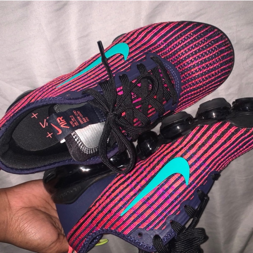 Vapormaxes